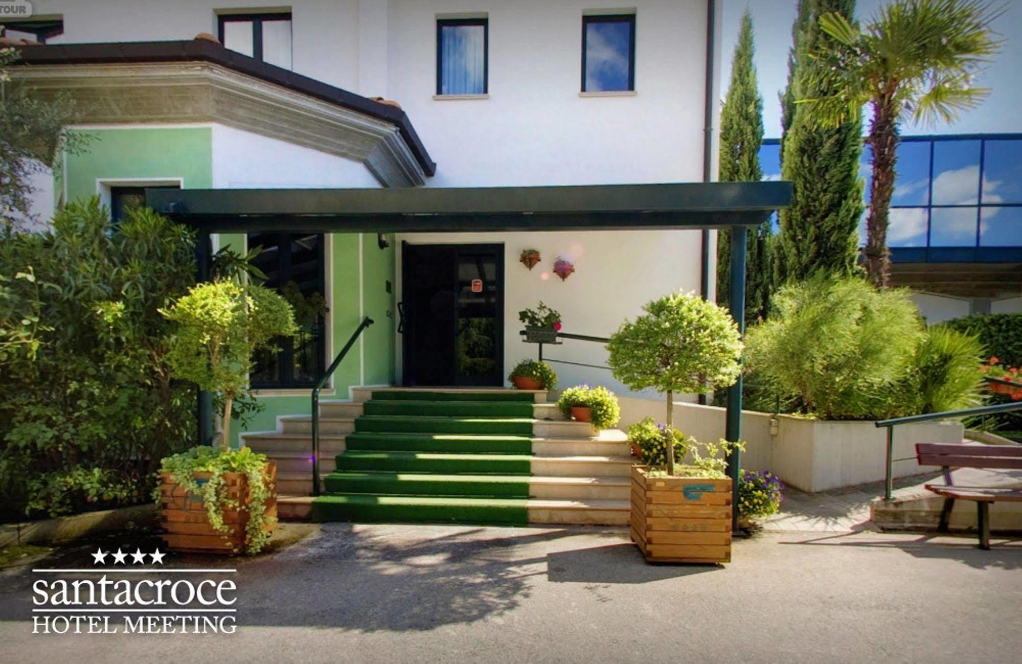 Hotel Santacroce Meeting Sulmona Exterior photo